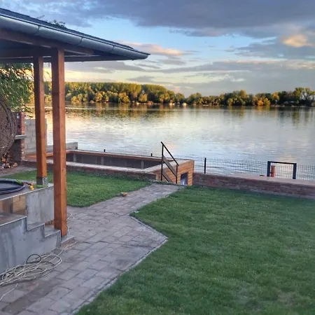 Kucica Na Dunavu 펜션 Kovin